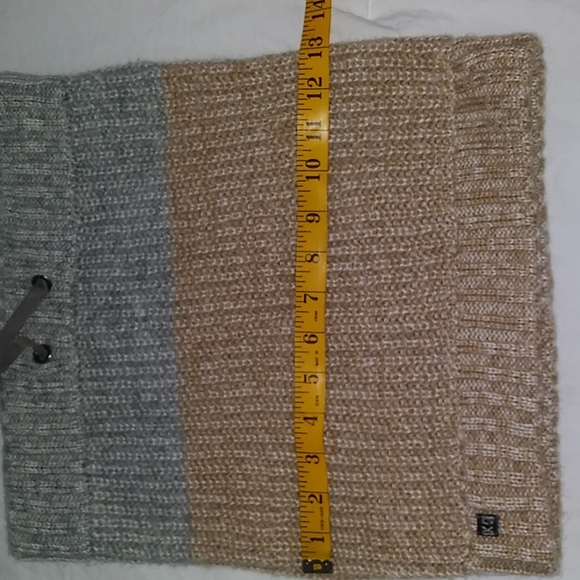 Reaction Kenneth Cole Neck Scarf - Picture 10 of 11